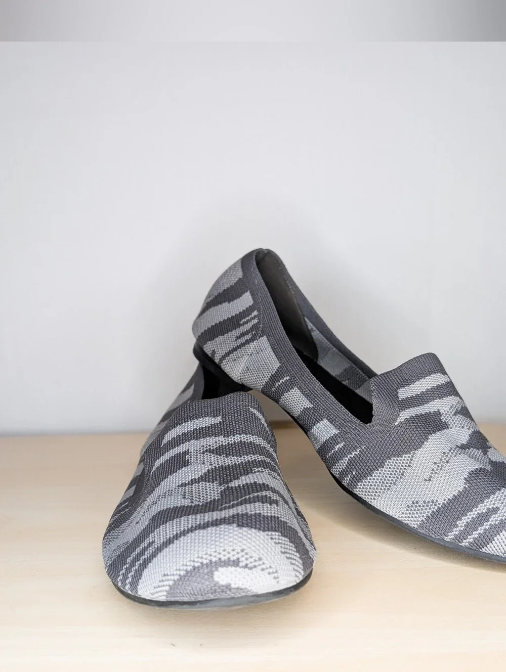 Torrid Gray Camo Stretch Knit Loafer Size 10 Women's